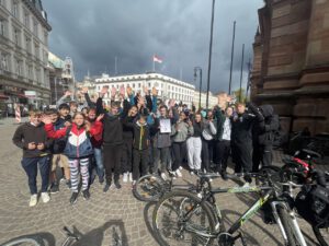 Mehr über den Artikel erfahren Fahrradkorso durch Wiesbaden (12.09.24)